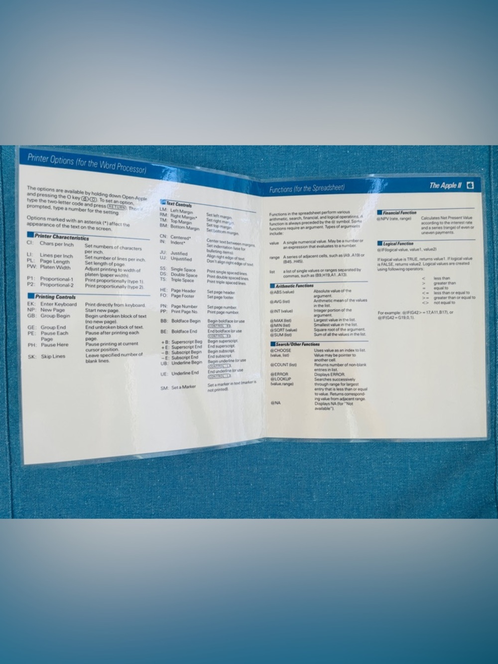 AppleWorks Quick Reference Card – Blue & White - Picture 2 of 6